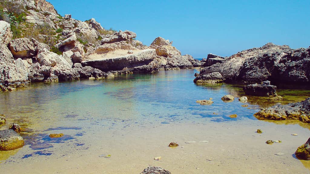 Slugs Bay beach in Mellieħa, Malta